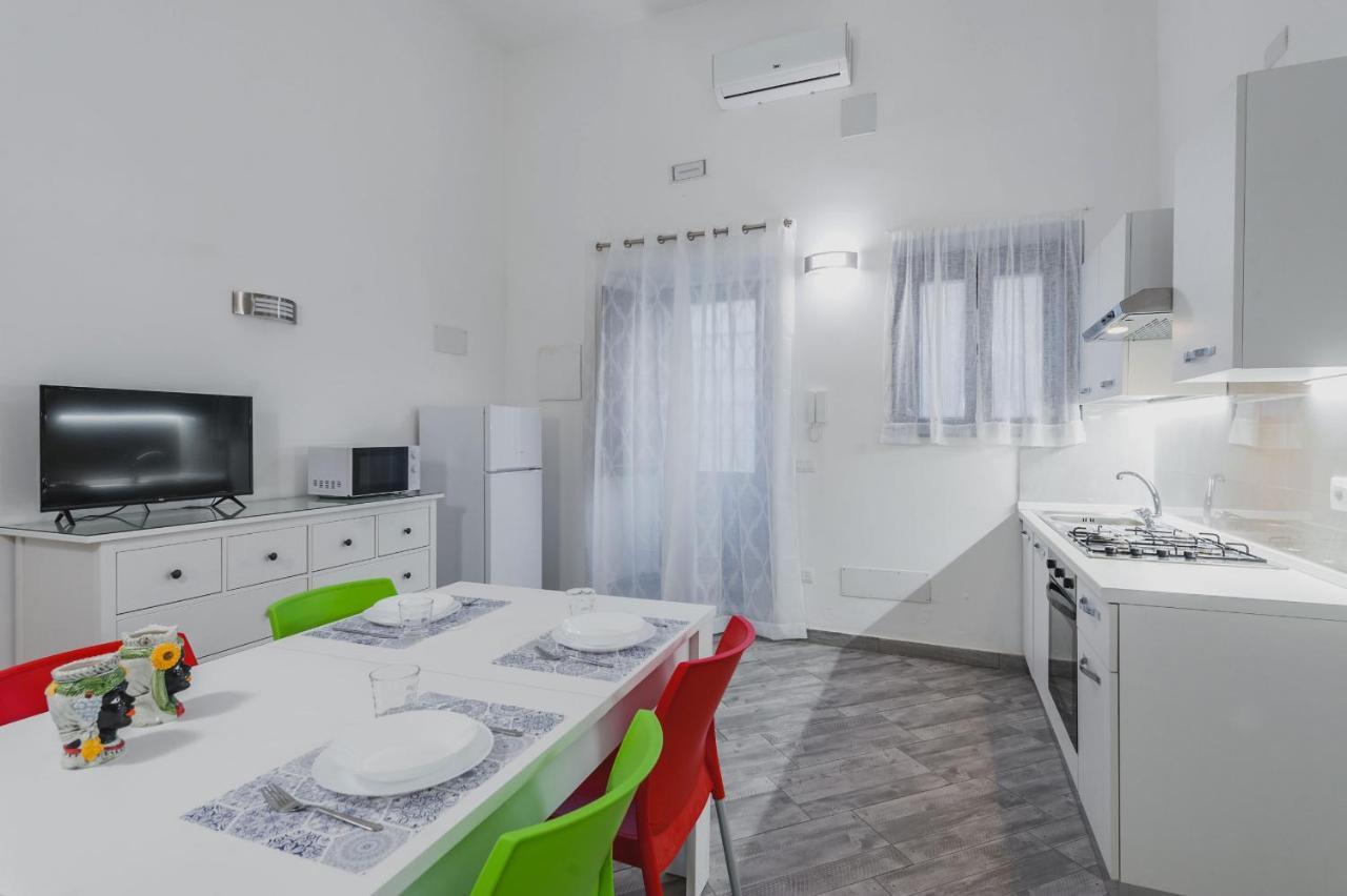 Modern Duplex With Balcony By Wonderful Italy Apartment CTA Exterior photo
